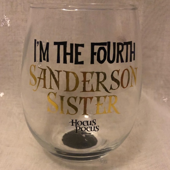 Hocus Pocus Wine Glass 🎃👻🧙♀️ - Picture 8 of 8